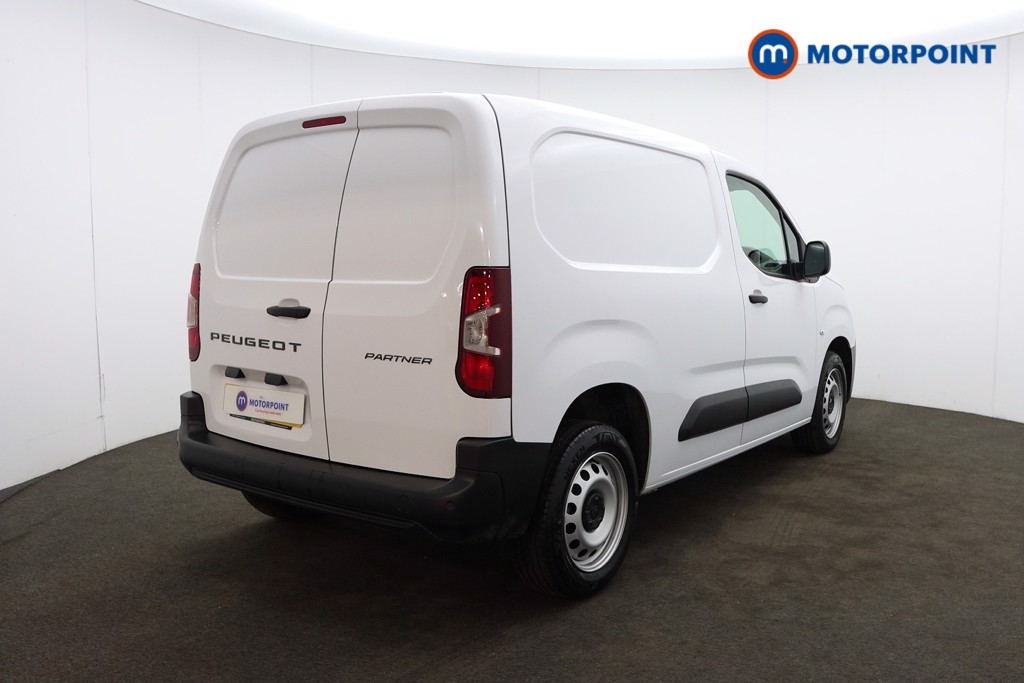 Peugeot Partner Professional Manual Diesel Panel Van - Stock Number (1599397) - Drivers side rear corner