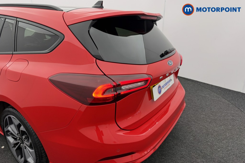 Ford Focus St-Line Vignale Manual Petrol Estate - Stock Number (1599522) - 26th supplementary image