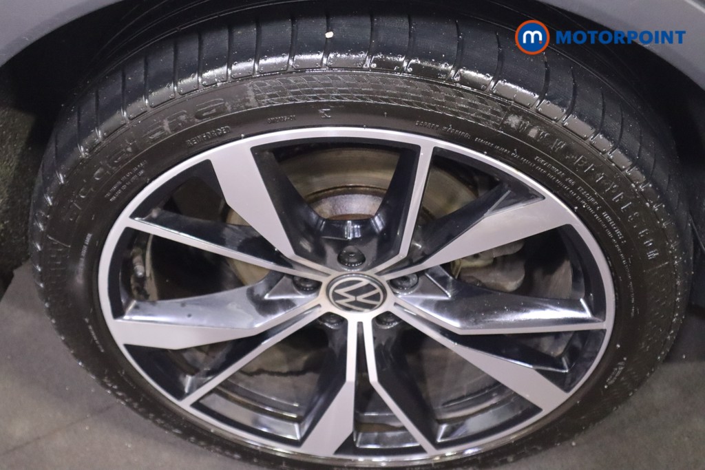 Volkswagen Tiguan R-Line Automatic Petrol Plug-In Hybrid SUV - Stock Number (1599569) - 12th supplementary image