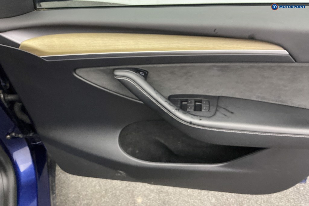 Tesla Model Y Performance Automatic Electric SUV - Stock Number (1599650) - 19th supplementary image