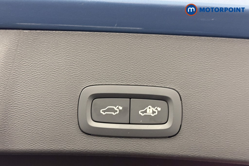 Volvo Xc40 Ultra Automatic Petrol SUV - Stock Number (1599856) - 22nd supplementary image