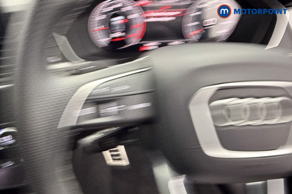 Audi Q5 Black Edition Automatic Petrol SUV - Stock Number (1600040) - 14th supplementary image