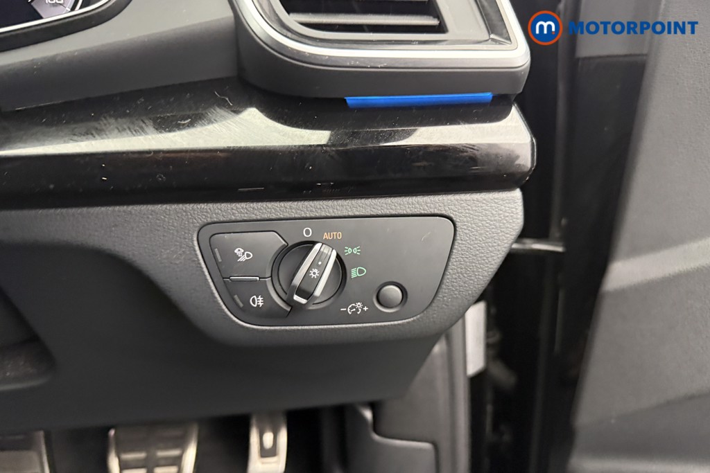 Audi Q5 Black Edition Automatic Petrol SUV - Stock Number (1600040) - 16th supplementary image