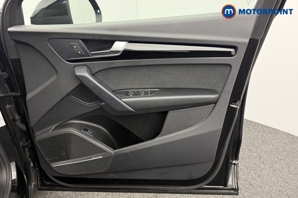 Audi Q5 Black Edition Automatic Petrol SUV - Stock Number (1600040) - 18th supplementary image