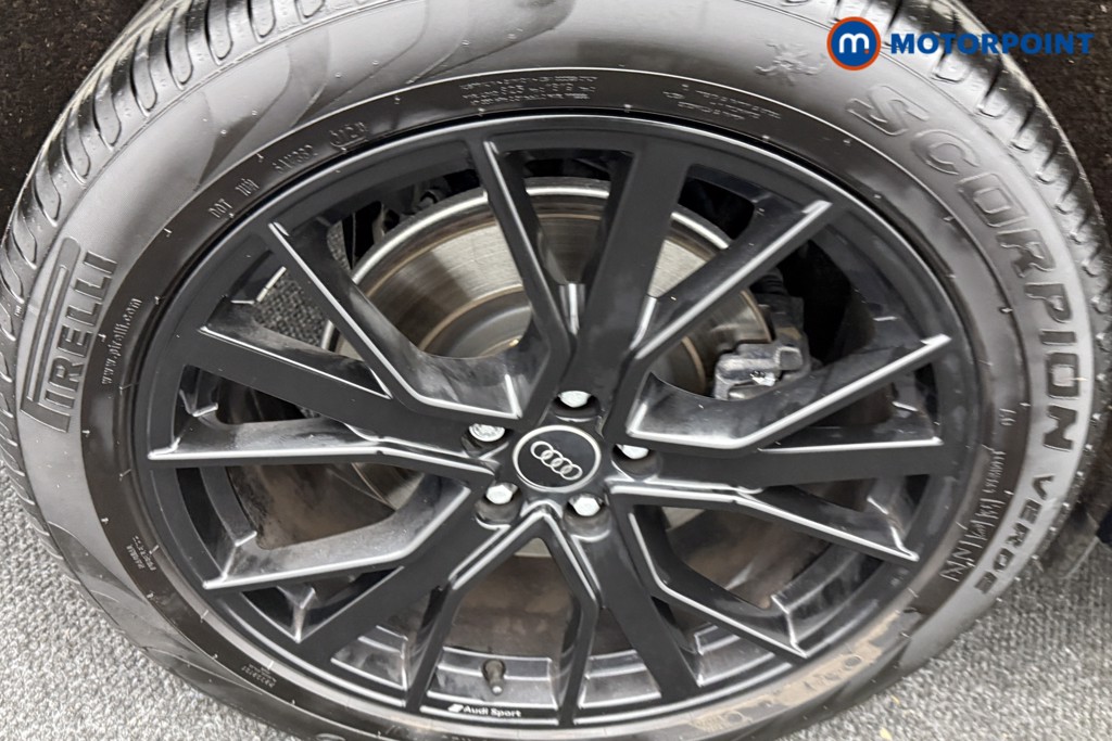 Audi Q5 Black Edition Automatic Petrol SUV - Stock Number (1600040) - 35th supplementary image