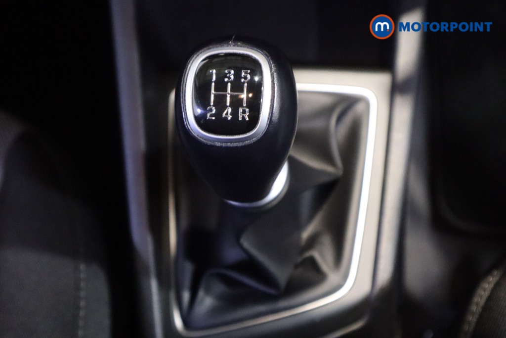 Hyundai I20 Play Manual Petrol Hatchback - Stock Number (1600089) - 5th supplementary image
