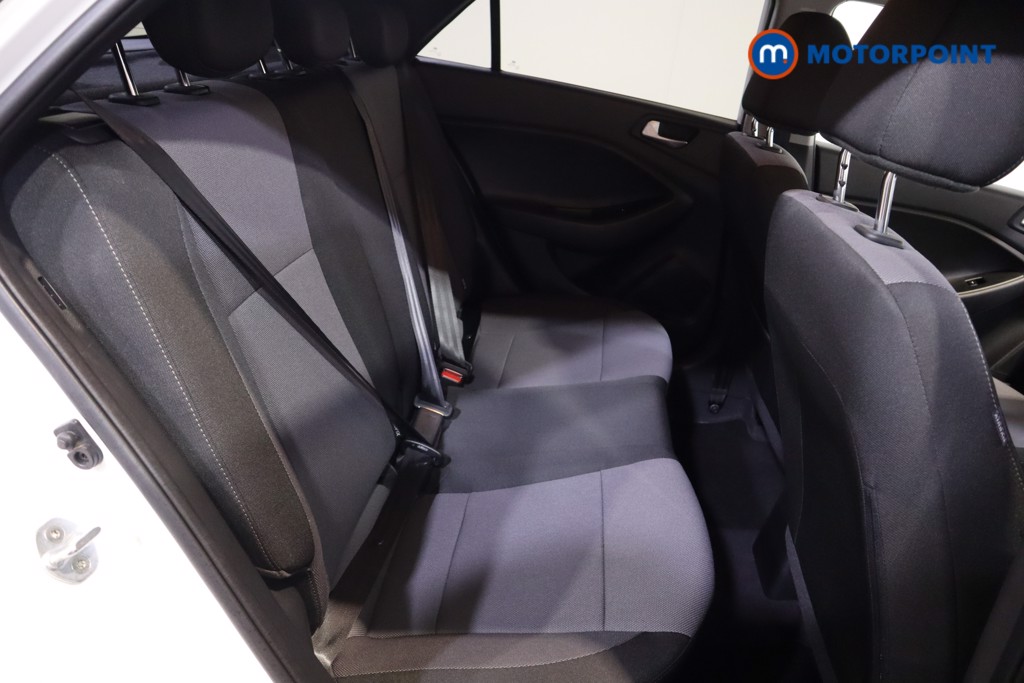 Hyundai I20 Play Manual Petrol Hatchback - Stock Number (1600089) - 7th supplementary image