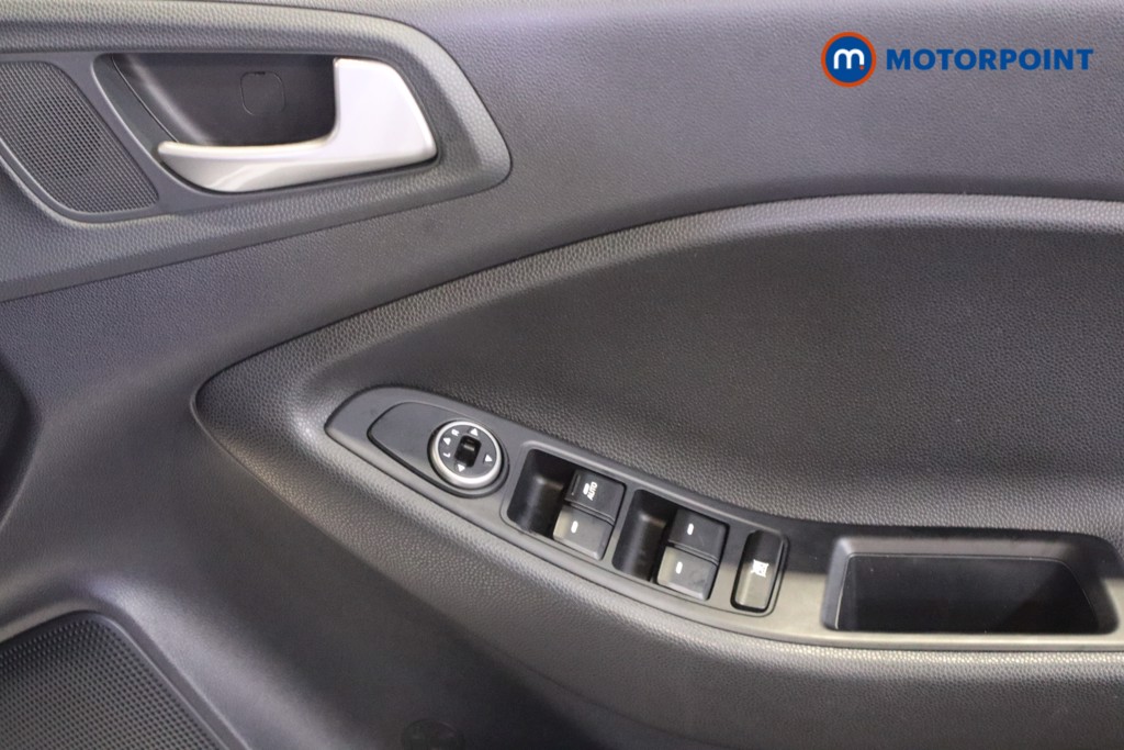 Hyundai I20 Play Manual Petrol Hatchback - Stock Number (1600089) - 14th supplementary image