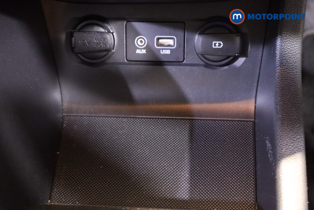 Hyundai I20 Play Manual Petrol Hatchback - Stock Number (1600089) - 21st supplementary image