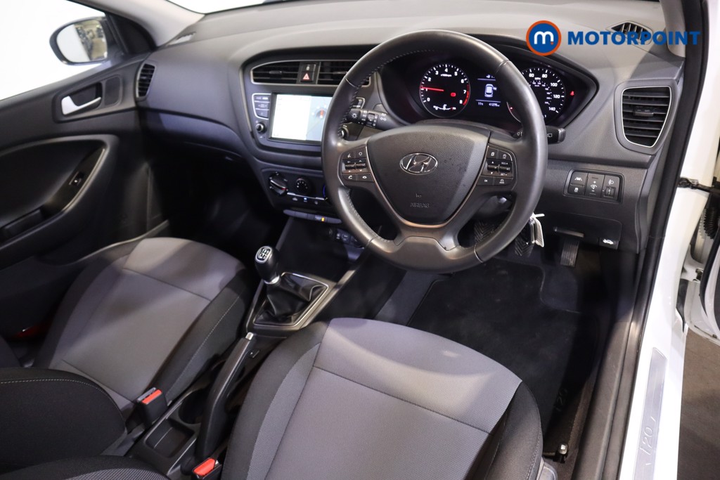 Hyundai I20 Play Manual Petrol Hatchback - Stock Number (1600089) - 1st supplementary image