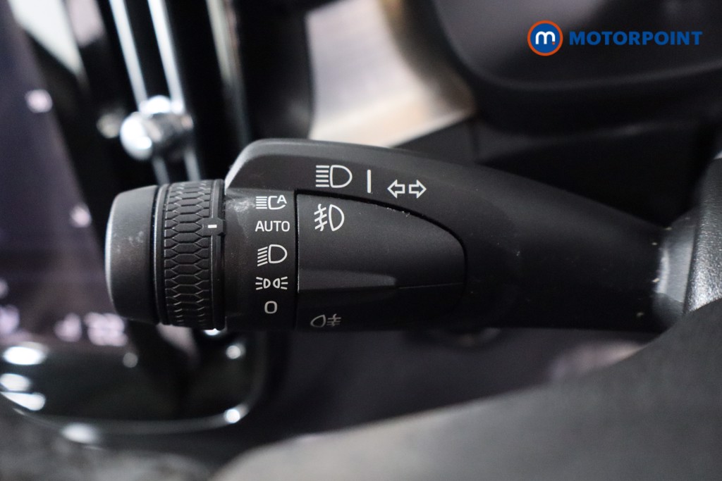 Volvo Xc40 Plus Automatic Petrol Plug-In Hybrid SUV - Stock Number (1600112) - 16th supplementary image