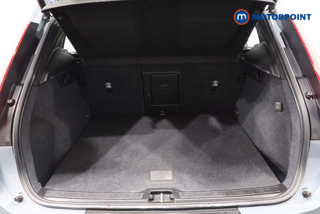 Volvo Xc40 Plus Automatic Petrol Plug-In Hybrid SUV - Stock Number (1600112) - 37th supplementary image