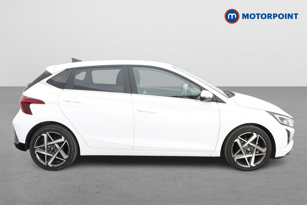 Hyundai I20 Premium Automatic Petrol Hatchback - Stock Number (1600213) - Drivers side