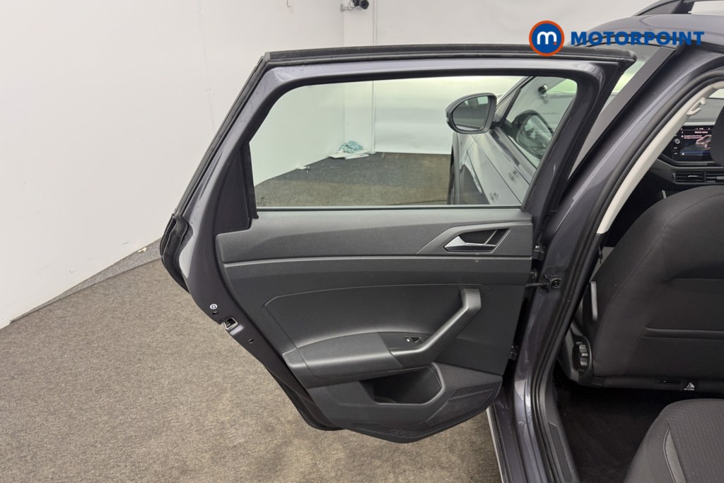 Volkswagen Taigo Life Manual Petrol SUV - Stock Number (1600221) - 7th supplementary image