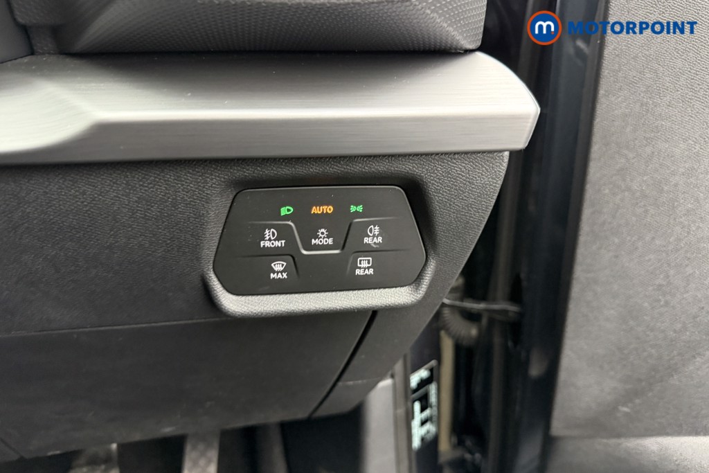 Seat Leon FR Manual Petrol Hatchback - Stock Number (1600304) - 14th supplementary image