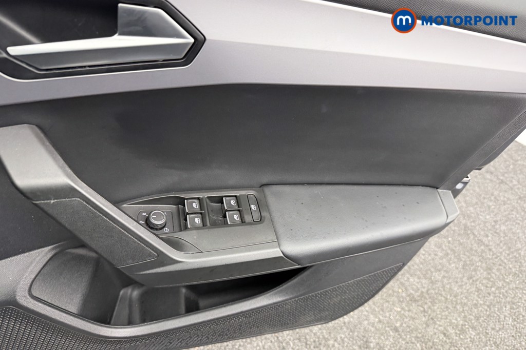 Seat Leon FR Manual Petrol Hatchback - Stock Number (1600304) - 15th supplementary image