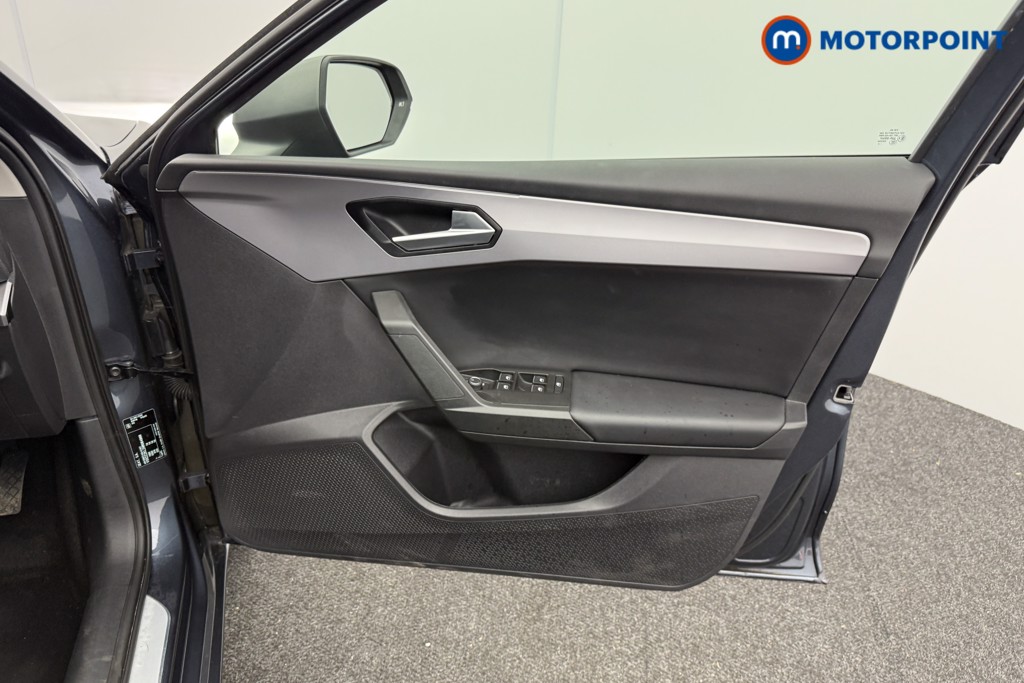 Seat Leon FR Manual Petrol Hatchback - Stock Number (1600304) - 16th supplementary image