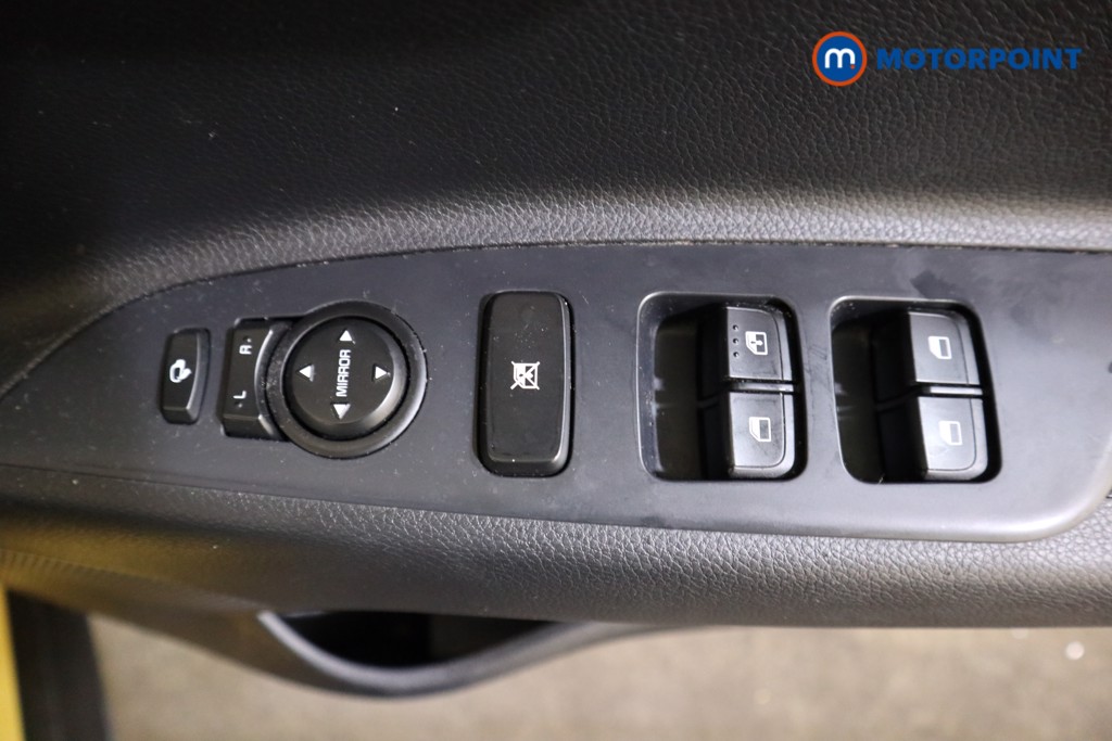 KIA Stonic 2 Manual Petrol SUV - Stock Number (1600351) - 8th supplementary image