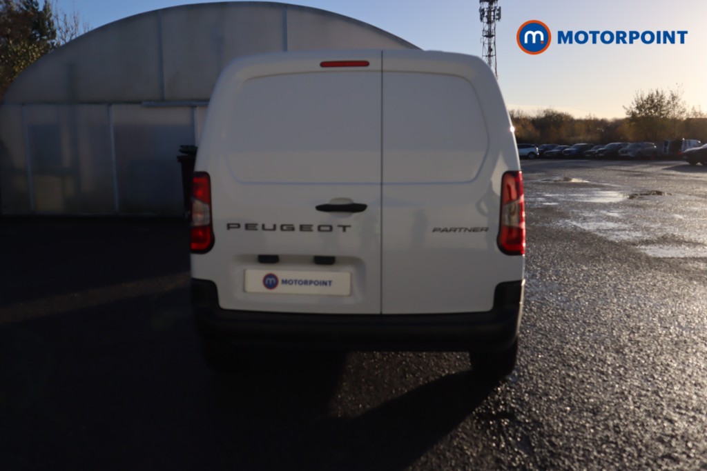 Peugeot Partner Professional Manual Diesel Panel Van - Stock Number (1600499) - Rear bumper