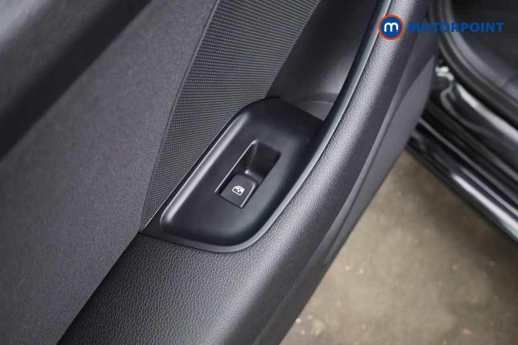 Audi A3 Se Technik Manual Petrol Hatchback - Stock Number (1600563) - 30th supplementary image