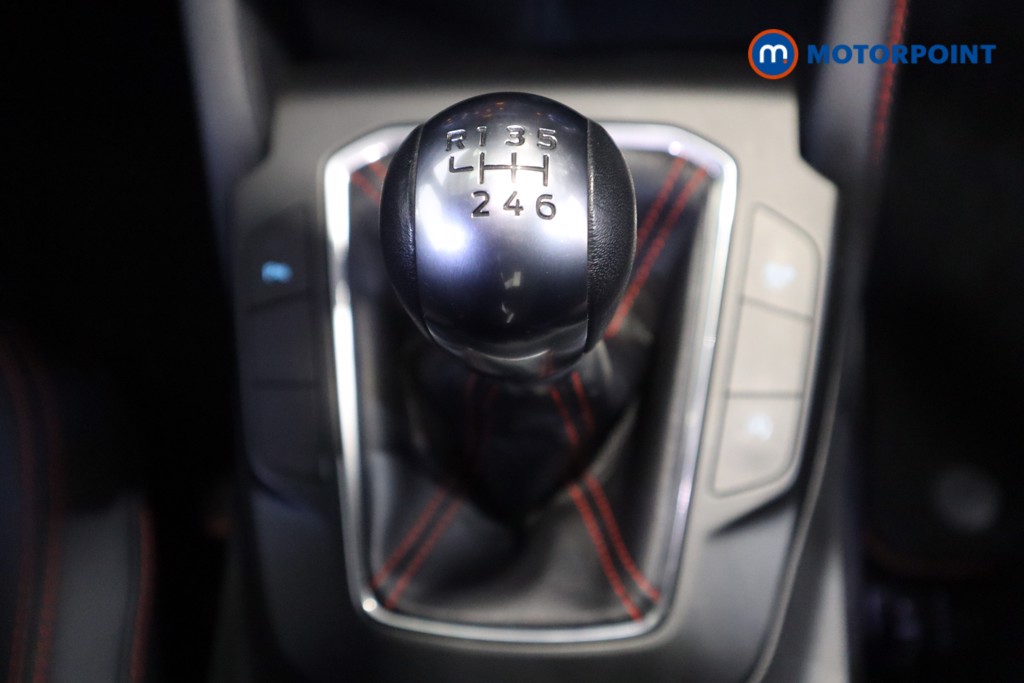 Ford Kuga St-Line Edition Manual Petrol SUV - Stock Number (1600568) - 5th supplementary image