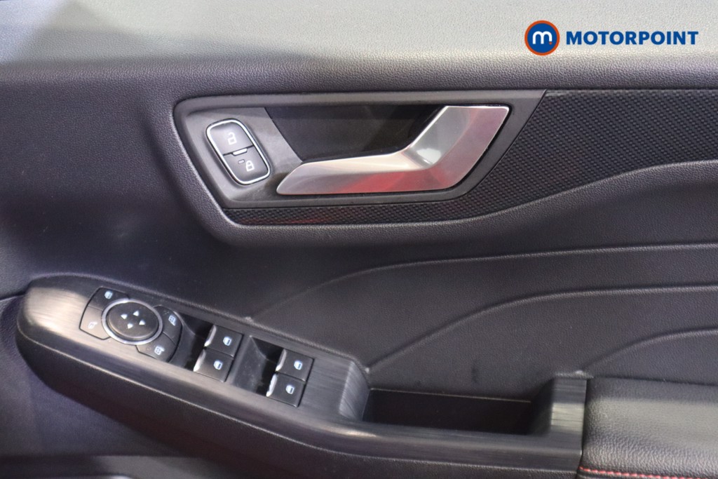 Ford Kuga St-Line Edition Manual Petrol SUV - Stock Number (1600568) - 14th supplementary image