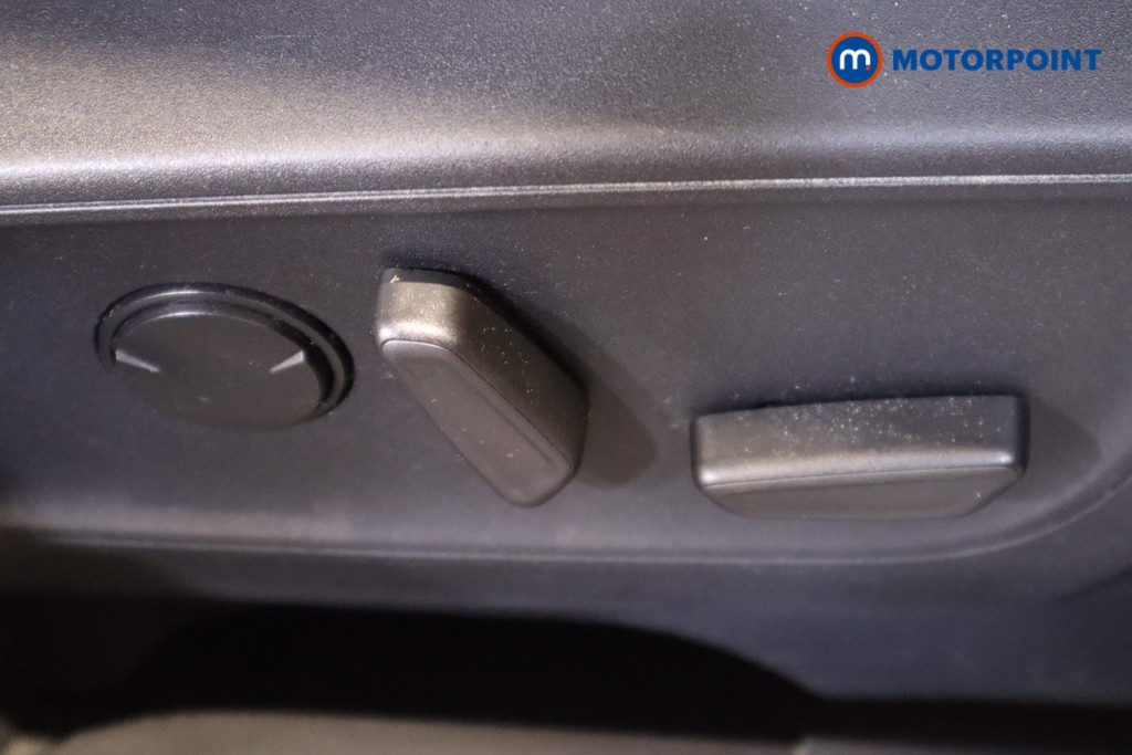 Ford Kuga St-Line Edition Manual Petrol SUV - Stock Number (1600568) - 16th supplementary image