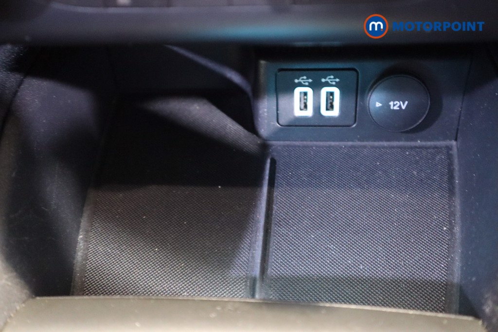 Ford Kuga St-Line Edition Manual Petrol SUV - Stock Number (1600568) - 23rd supplementary image