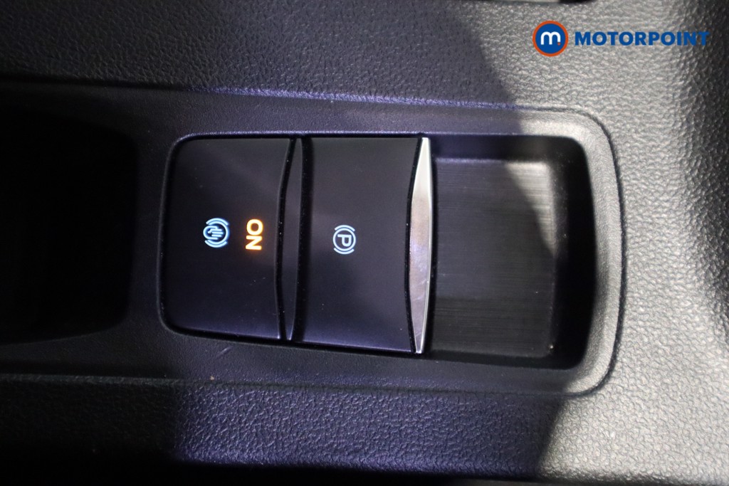 Ford Kuga St-Line Edition Manual Petrol SUV - Stock Number (1600568) - 26th supplementary image