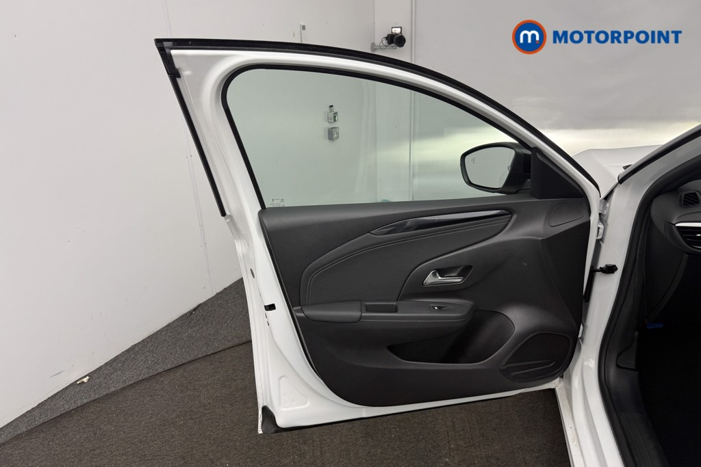 Vauxhall Corsa GS Manual Petrol Hatchback - Stock Number (1600606) - 4th supplementary image