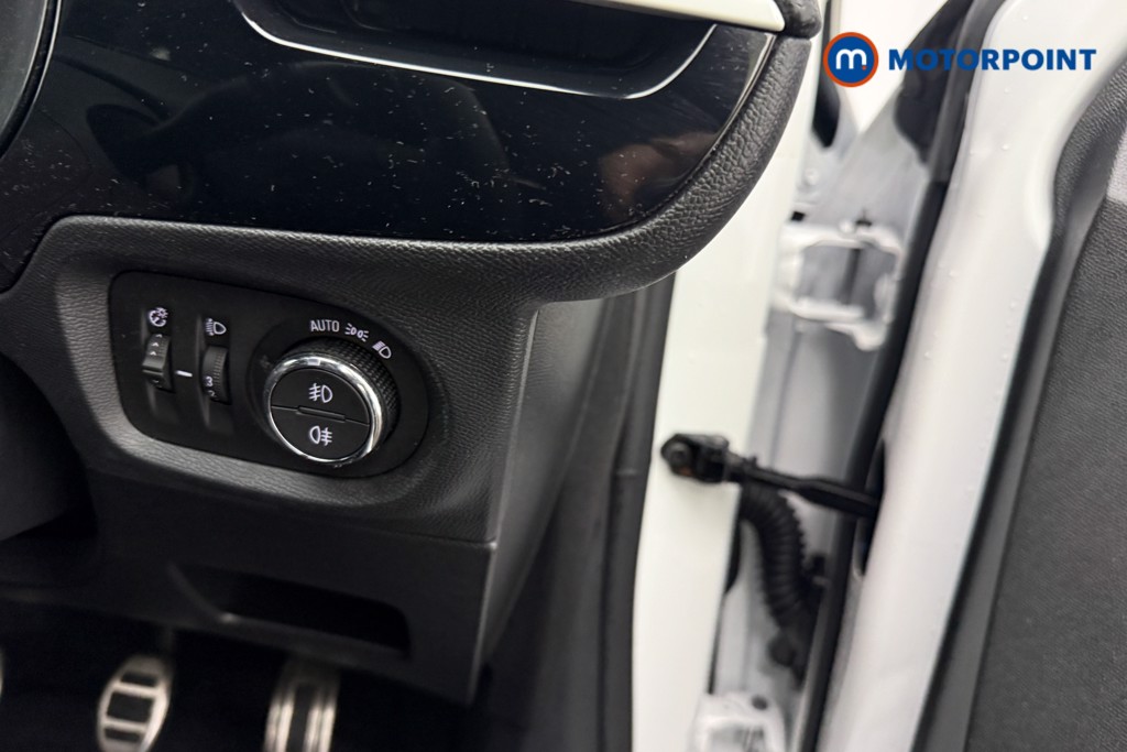 Vauxhall Corsa GS Manual Petrol Hatchback - Stock Number (1600606) - 19th supplementary image