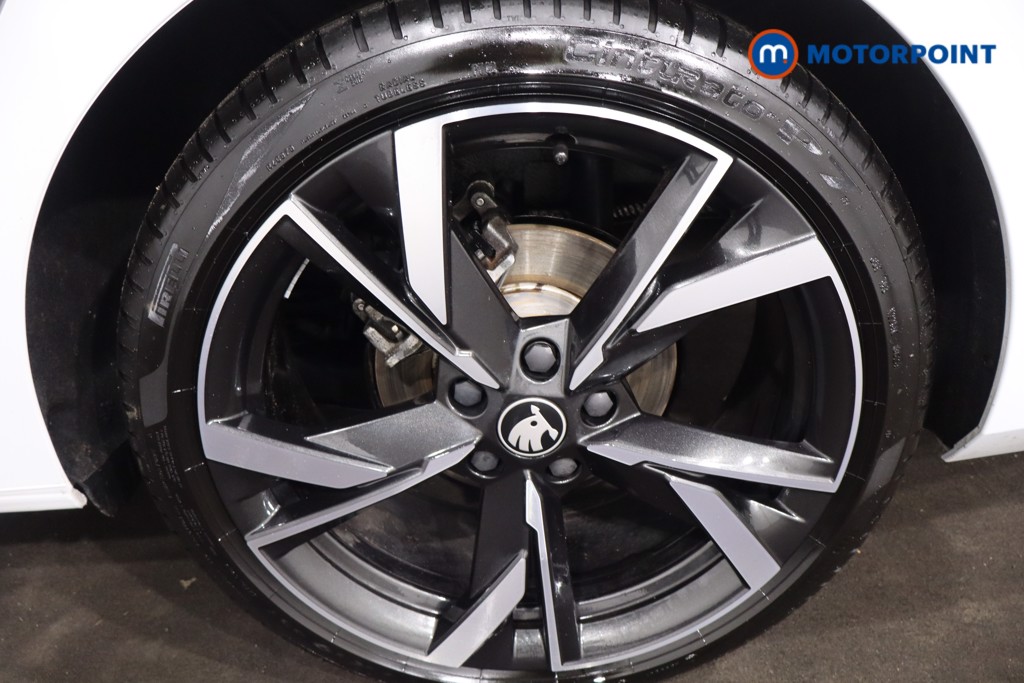 Skoda Octavia Sportline Automatic Petrol Hatchback - Stock Number (1600724) - 12th supplementary image