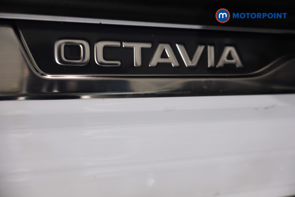 Skoda Octavia Sportline Automatic Petrol Hatchback - Stock Number (1600724) - 22nd supplementary image