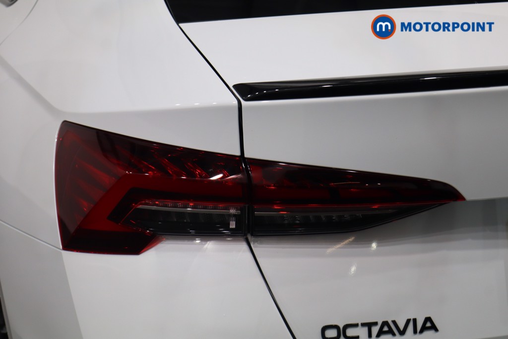 Skoda Octavia Sportline Automatic Petrol Hatchback - Stock Number (1600724) - 36th supplementary image