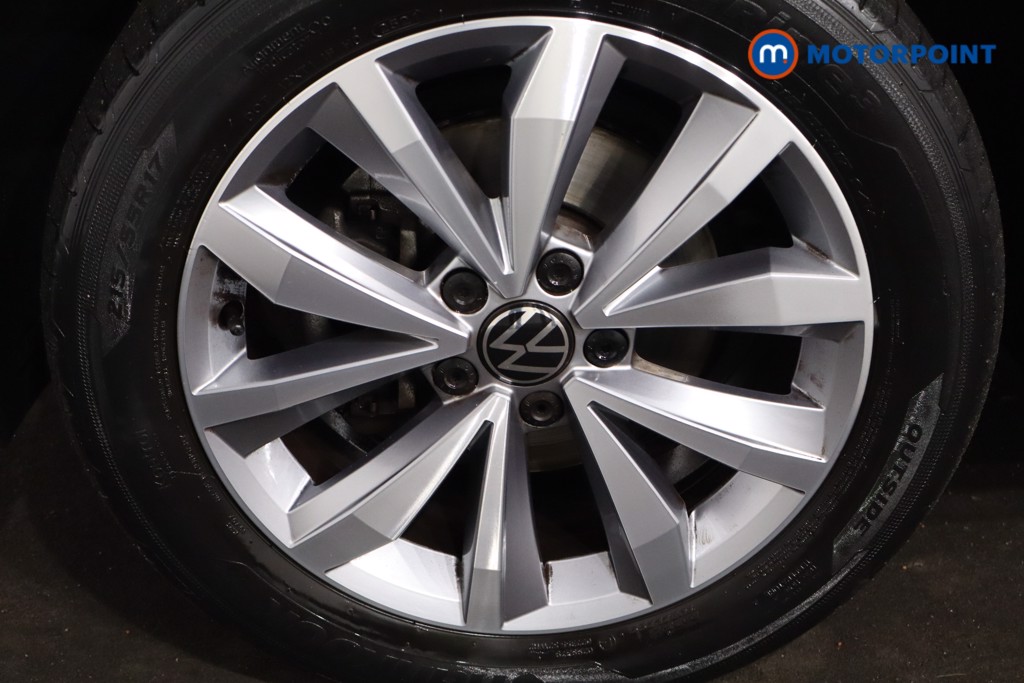 Volkswagen T-Roc Design Automatic Petrol SUV - Stock Number (1600963) - 9th supplementary image