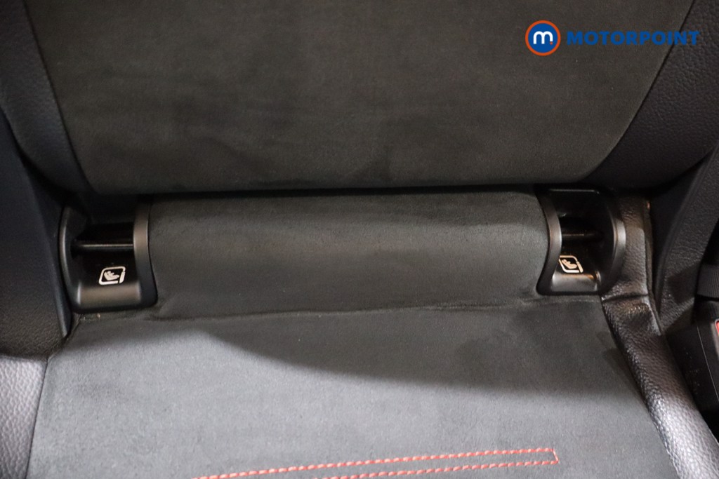 Mercedes-Benz GLB Amg Line Automatic Diesel SUV - Stock Number (1600964) - 21st supplementary image