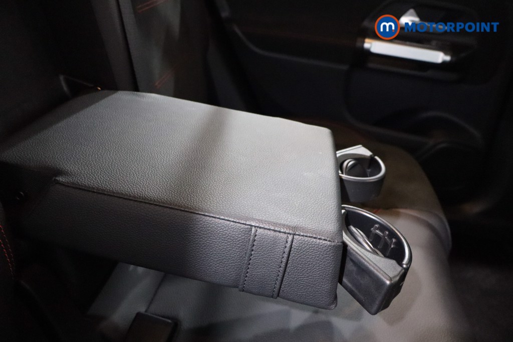 Mercedes-Benz GLB Amg Line Automatic Diesel SUV - Stock Number (1600964) - 22nd supplementary image