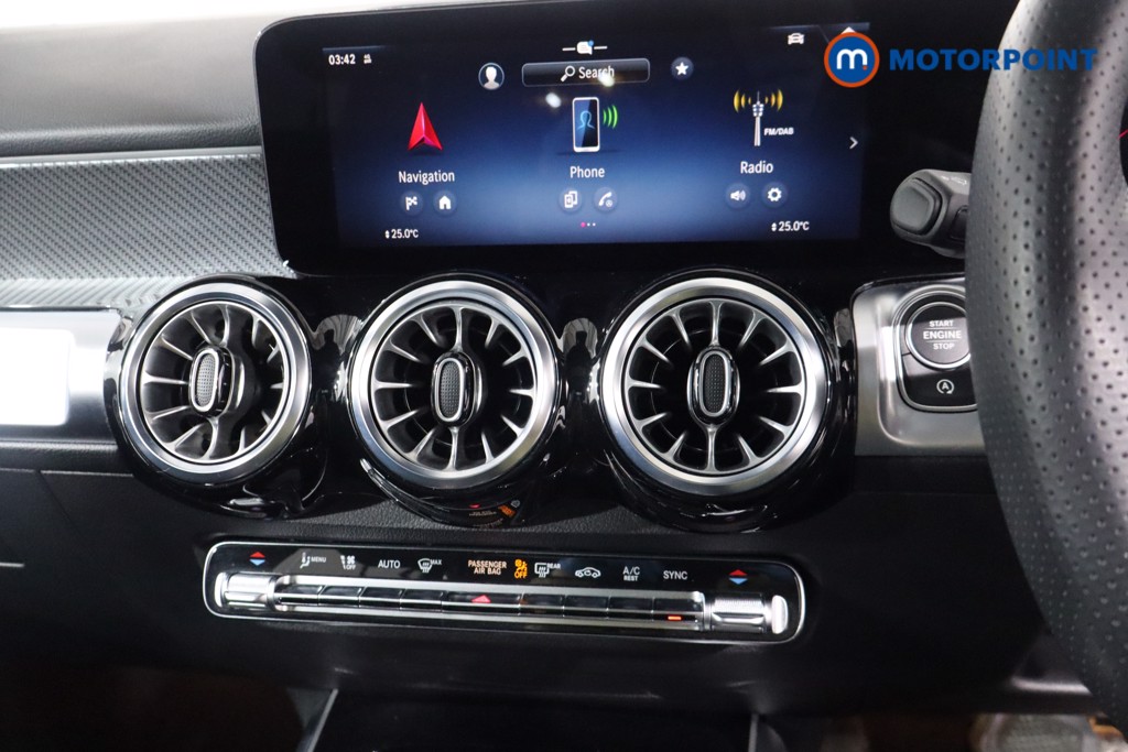 Mercedes-Benz GLB Amg Line Automatic Diesel SUV - Stock Number (1600964) - 24th supplementary image