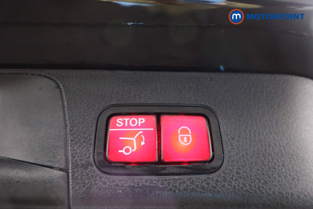 Mercedes-Benz GLB Amg Line Automatic Diesel SUV - Stock Number (1600964) - 40th supplementary image