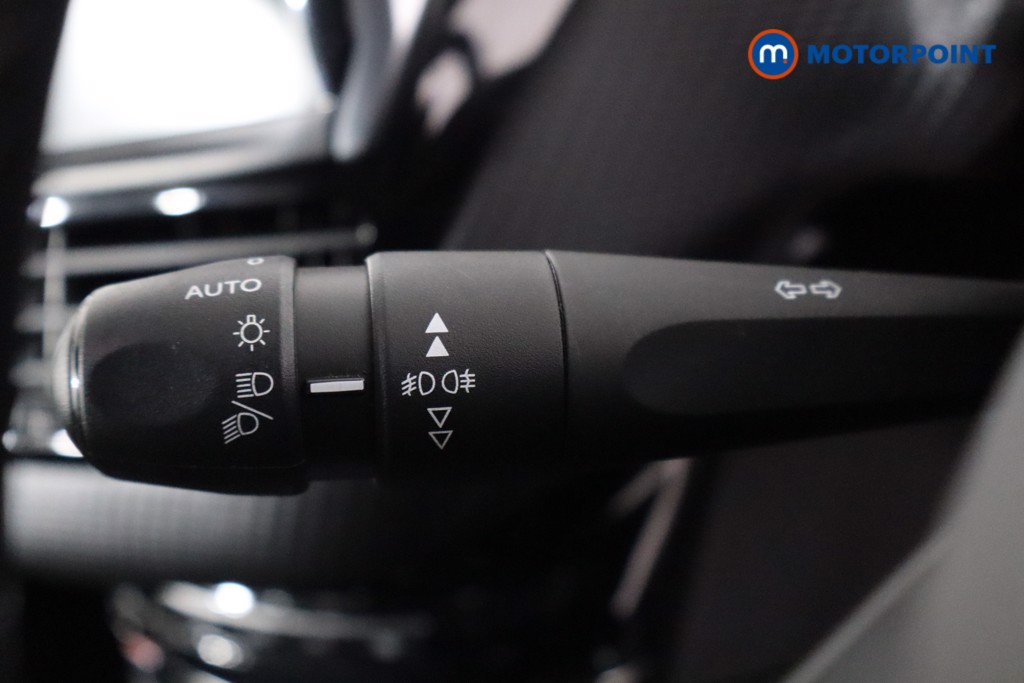Peugeot 2008 Allure Automatic Petrol SUV - Stock Number (1600976) - 21st supplementary image