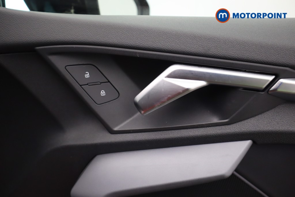 Audi A3 Black Edition Manual Petrol Saloon - Stock Number (1601237) - 22nd supplementary image