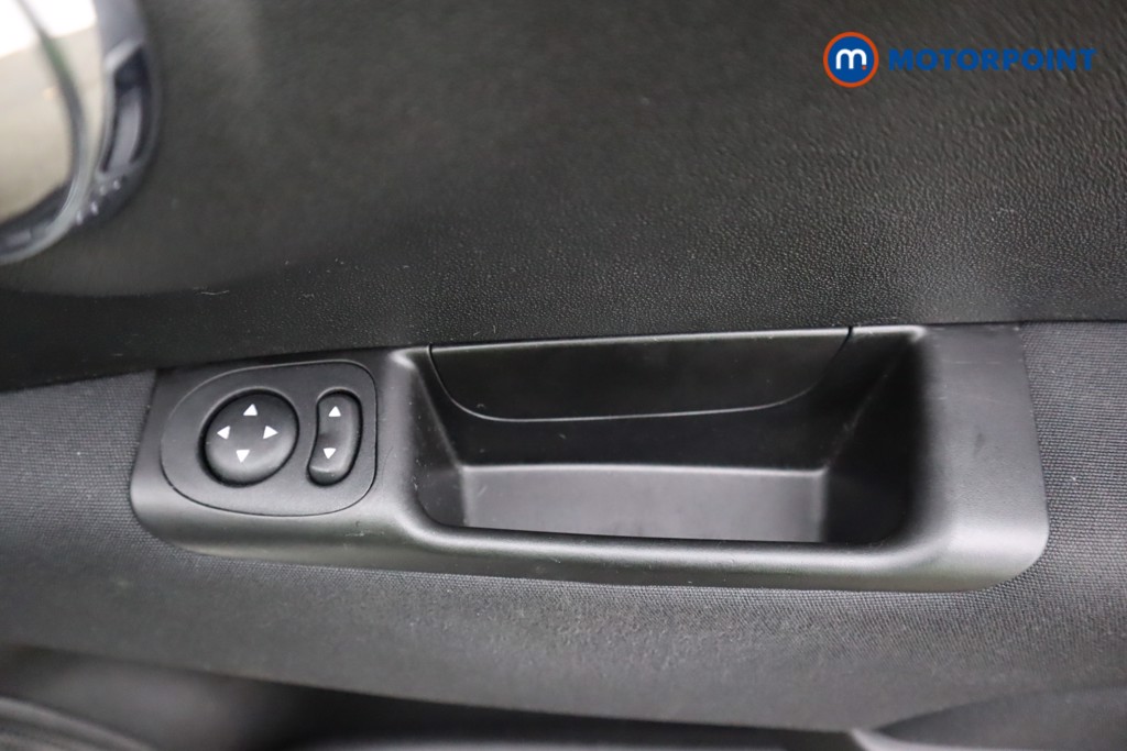 Fiat 500 Lounge Manual Petrol Hatchback - Stock Number (1601563) - 20th supplementary image