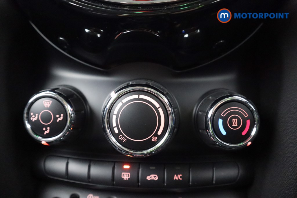 Mini Hatchback Cooper Classic Manual Petrol Hatchback - Stock Number (1601600) - 12th supplementary image