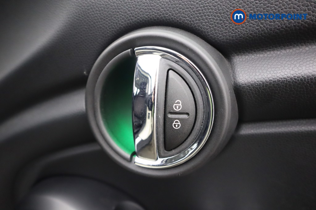 Mini Hatchback Cooper Classic Manual Petrol Hatchback - Stock Number (1601600) - 22nd supplementary image