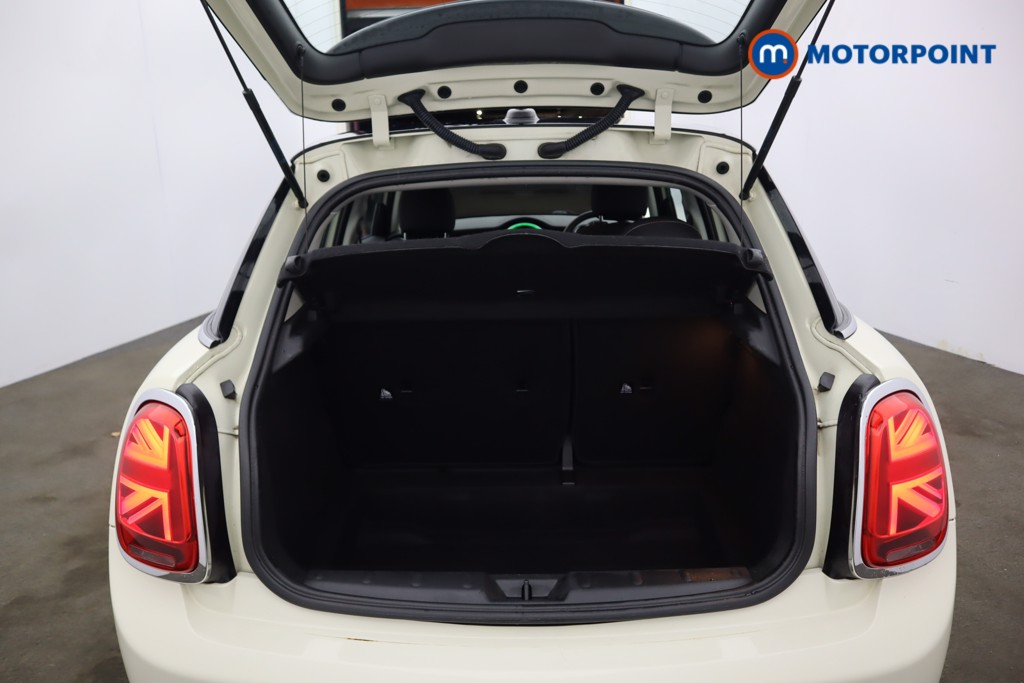 Mini Hatchback Cooper Classic Manual Petrol Hatchback - Stock Number (1601600) - 30th supplementary image