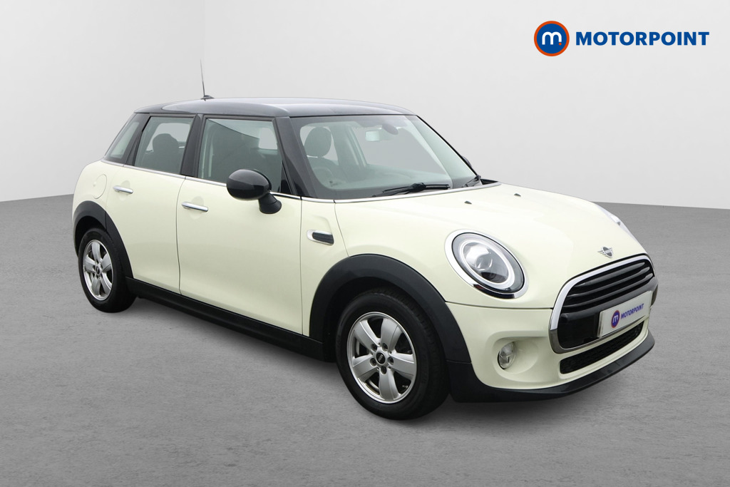 Mini Hatchback Cooper Classic Manual Petrol Hatchback - Stock Number (1601600) - Drivers side front corner