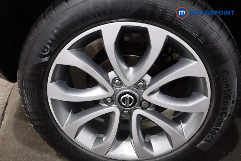 Nissan Juke Tekna Manual Petrol SUV - Stock Number (1584986) - 9th supplementary image