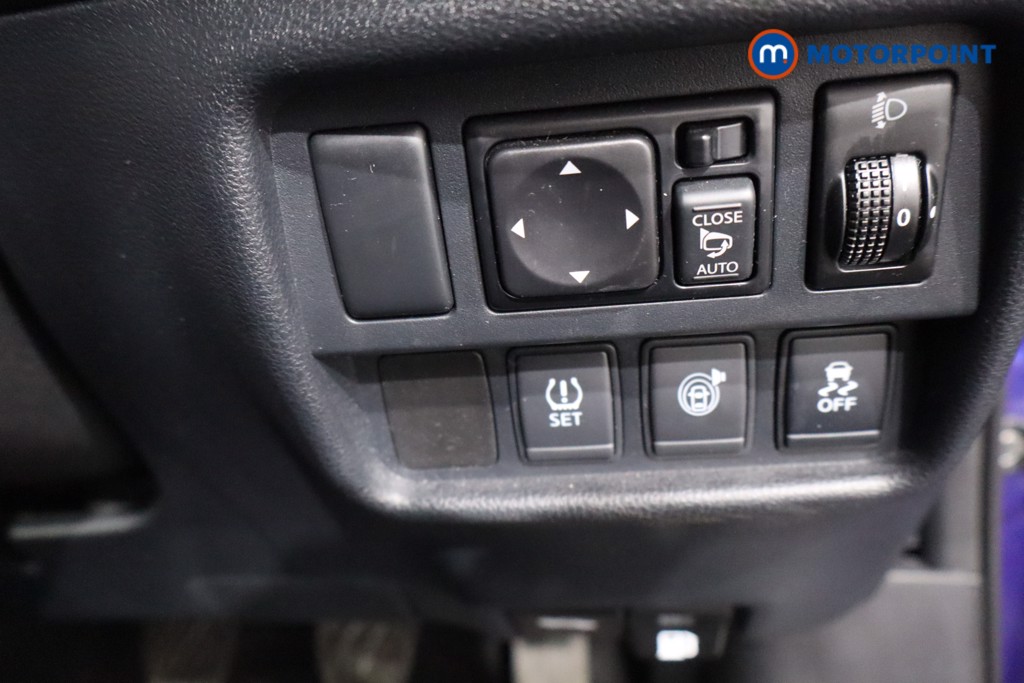 Nissan Juke Tekna Manual Petrol SUV - Stock Number (1584986) - 16th supplementary image