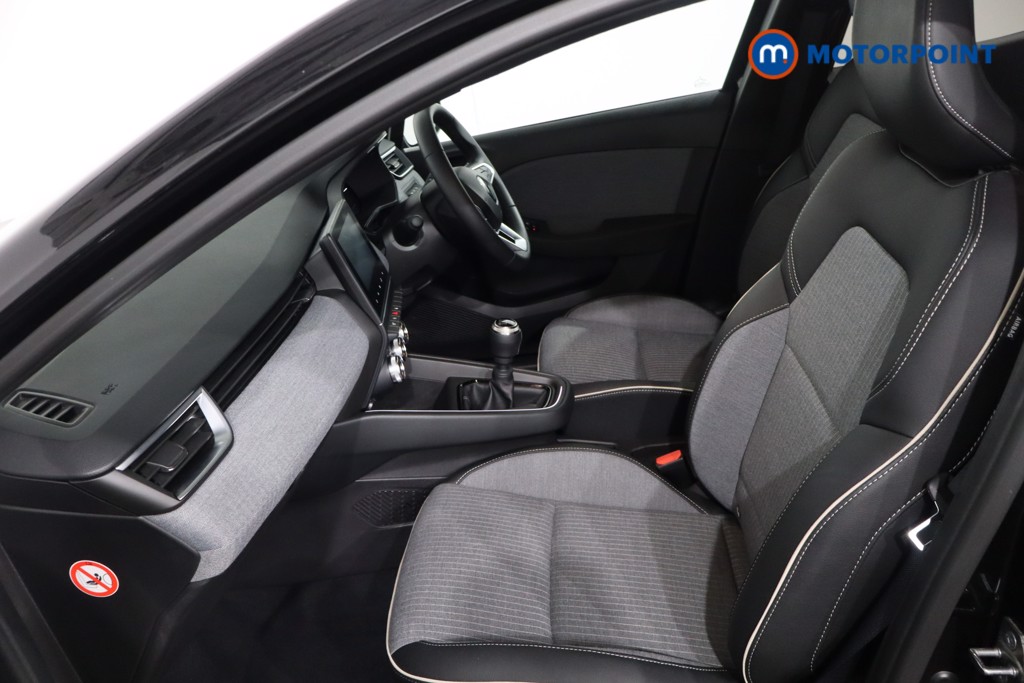 Renault Clio Techno Manual Petrol Hatchback - Stock Number (1598845) - 4th supplementary image