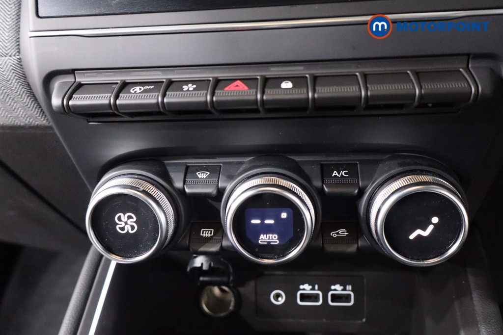 Renault Clio Techno Manual Petrol Hatchback - Stock Number (1598845) - 15th supplementary image